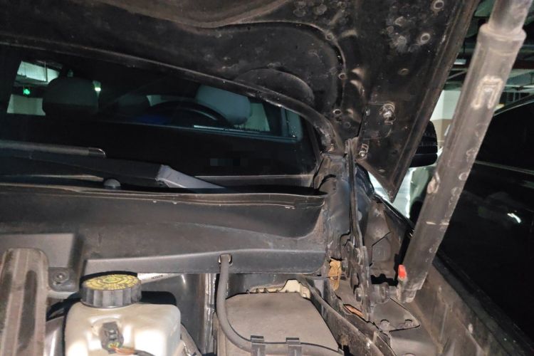 Used Mercedes-Benz GLK-Class 2013 GLK 300 4MATIC Dynamic Sunroof Model Engine Bay Left