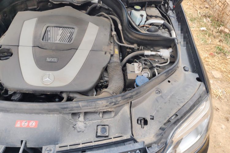 Used Mercedes-Benz GLK-Class 2013 GLK 300 4MATIC Dynamic Sunroof Model Engine Bay Left