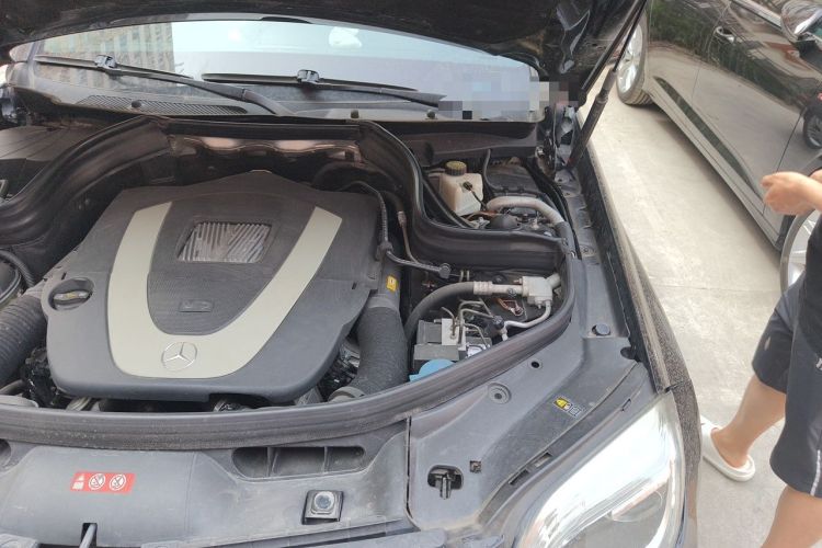 Used Mercedes-Benz GLK-Class 2013 GLK 300 4MATIC Fashion Model Engine Bay Left