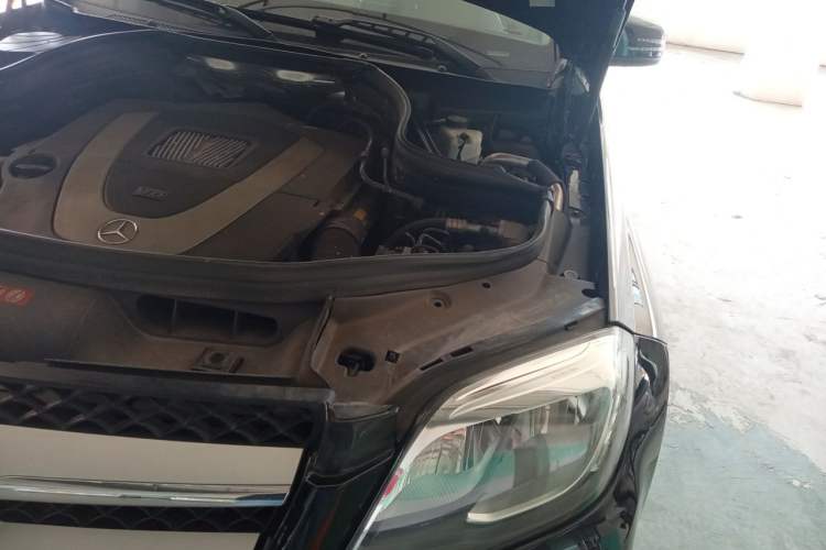 Used Mercedes-Benz GLK-Class 2013 GLK 300 4MATIC Dynamic Sunroof Model Engine Bay Left