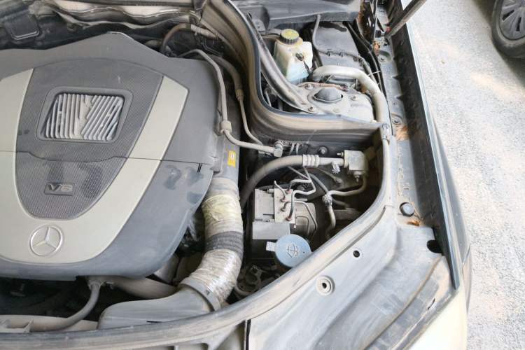 Used Mercedes-Benz GLK-Class 2013 GLK 300 4MATIC Dynamic Sunroof Model Engine Bay Left