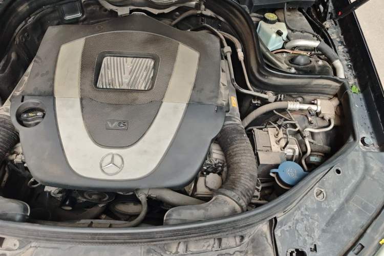 Used Mercedes-Benz GLK-Class 2013 GLK 300 4MATIC Dynamic Edition Engine Bay Left