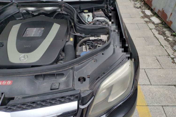 Used Mercedes-Benz GLK-Class 2013 GLK 300 4MATIC Dynamic Sunroof Model Engine Bay Left