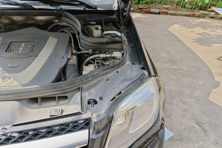 Used Mercedes-Benz GLK-Class 2013 GLK 300 4MATIC Dynamic Sunroof Model Engine Bay Left