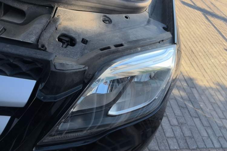 Used Mercedes-Benz GLK-Class 2013 GLK 300 4MATIC Dynamic Edition Engine Bay Left
