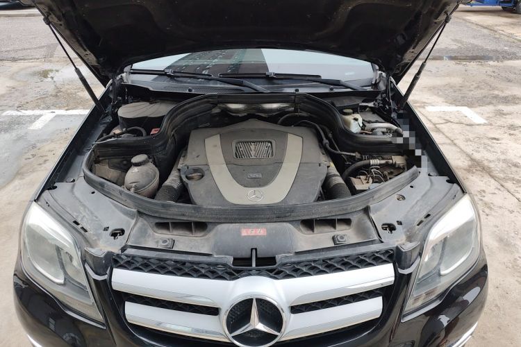 Used Mercedes-Benz GLK-Class 2013 GLK 300 4MATIC Dynamic Sunroof Model Engine Bay