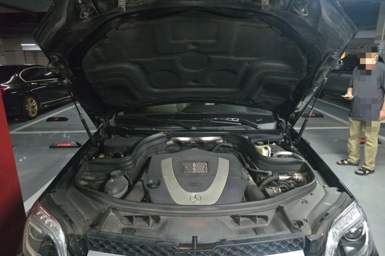 Used Mercedes-Benz GLK-Class 2013 Facelift GLK 300 4MATIC Fashion Edition Engine Bay
