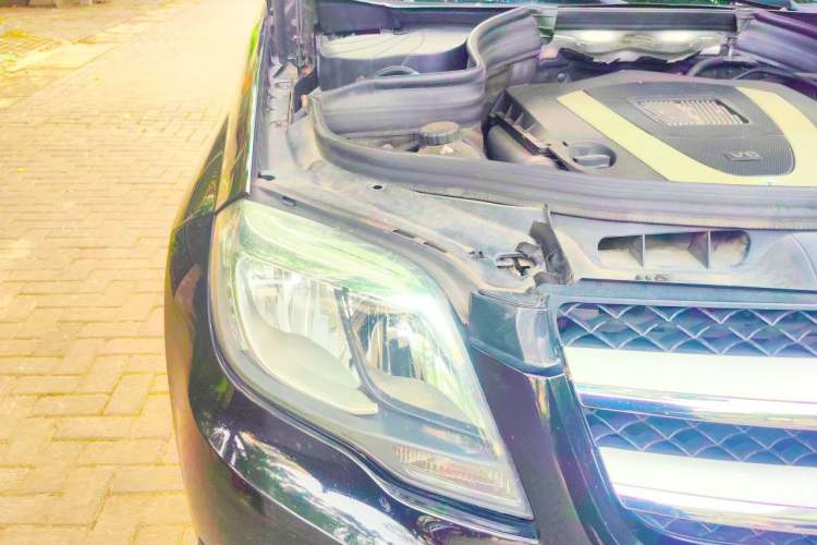 Used Mercedes-Benz GLK-Class 2013 GLK 300 4MATIC Dynamic Sunroof Model Engine Bay Right