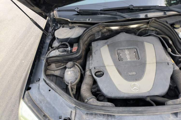 Used Mercedes-Benz GLK-Class 2013 GLK 300 4MATIC Dynamic Sunroof Model Engine Bay Right