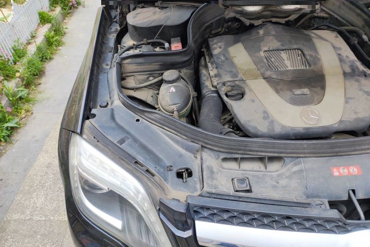 Used Mercedes-Benz GLK-Class 2013 GLK 300 4MATIC Dynamic Sunroof Model Engine Bay Right