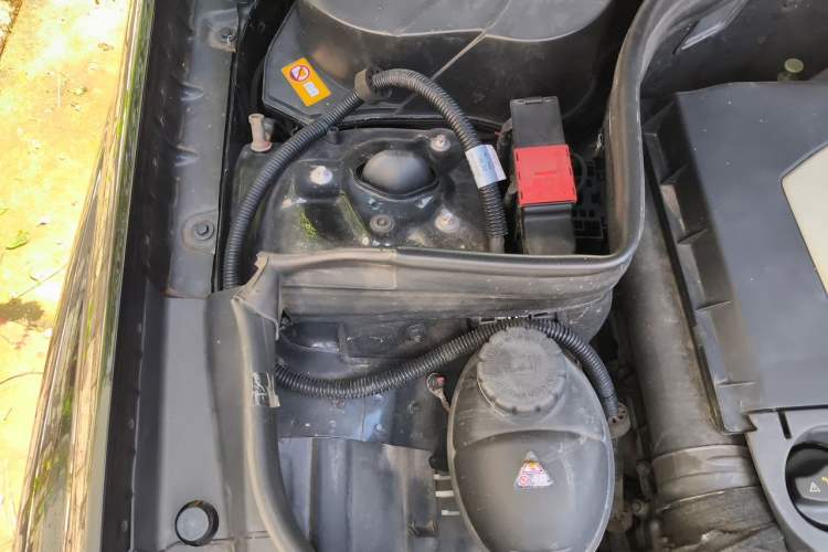 Used Mercedes-Benz GLK-Class 2013 GLK 300 4MATIC Dynamic Edition Engine Bay Right