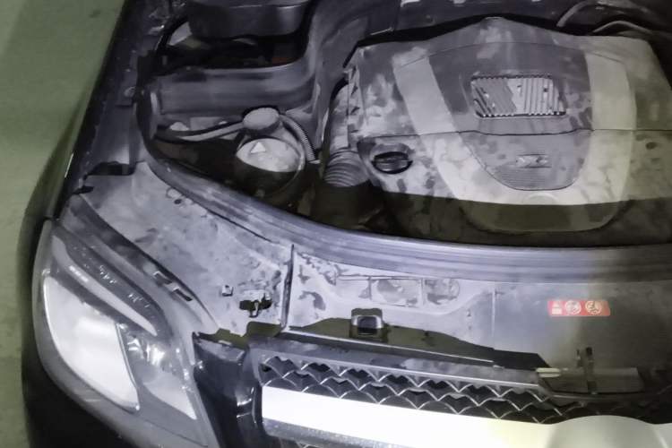 Used Mercedes-Benz GLK-Class 2013 GLK 300 4MATIC Dynamic Sunroof Model Engine Bay Right