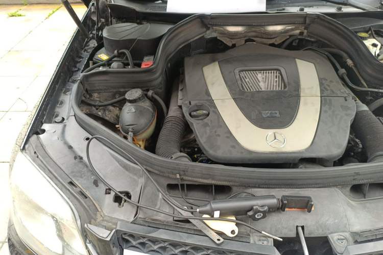 Used Mercedes-Benz GLK-Class 2013 GLK 300 4MATIC Dynamic Edition Engine Bay Right