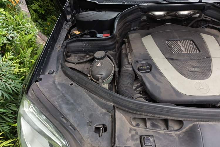 Used Mercedes-Benz GLK-Class 2013 GLK 300 4MATIC Dynamic Edition Engine Bay Right
