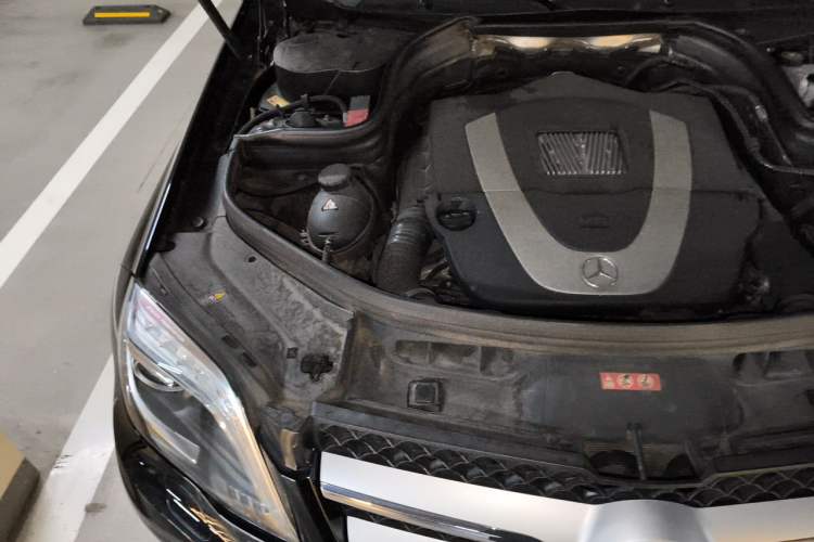 Used Mercedes-Benz GLK-Class 2013 Facelift GLK 300 4MATIC Fashion Edition Engine Bay Right