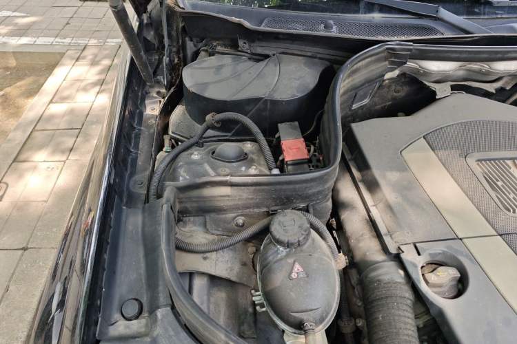 Used Mercedes-Benz GLK-Class 2013 GLK 300 4MATIC Dynamic Edition Engine Bay Right