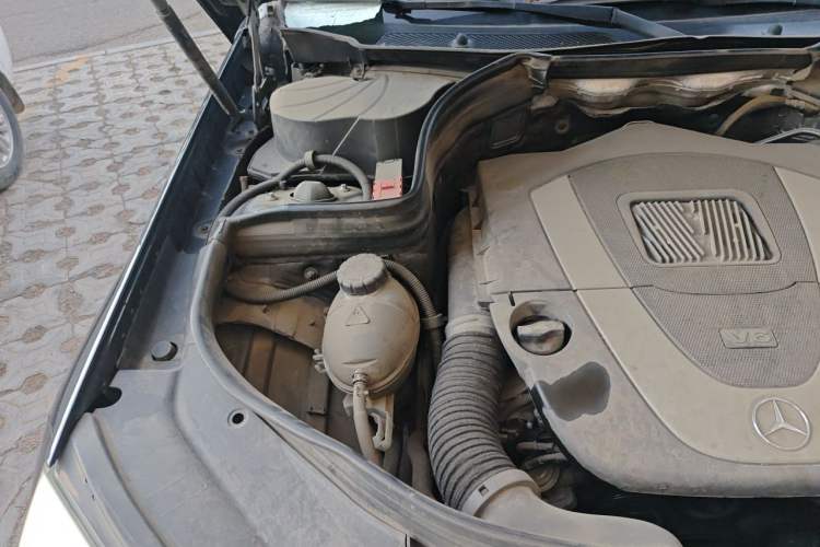 Used Mercedes-Benz GLK-Class 2013 GLK 300 4MATIC Dynamic Edition Engine Bay Right