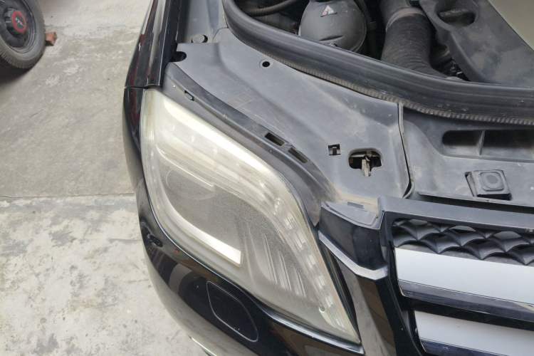 Used Mercedes-Benz GLK-Class 2013 Facelift GLK 300 4MATIC Fashion Edition Engine Bay Right