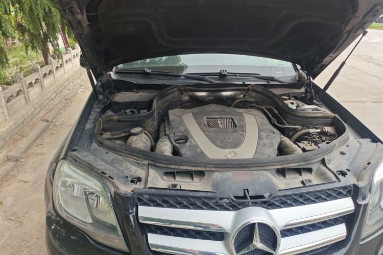 Used Mercedes-Benz GLK-Class 2013 GLK 300 4MATIC Fashion Model Engine Bay Right