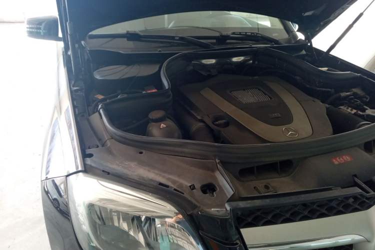 Used Mercedes-Benz GLK-Class 2013 GLK 300 4MATIC Dynamic Sunroof Model Engine Bay Right