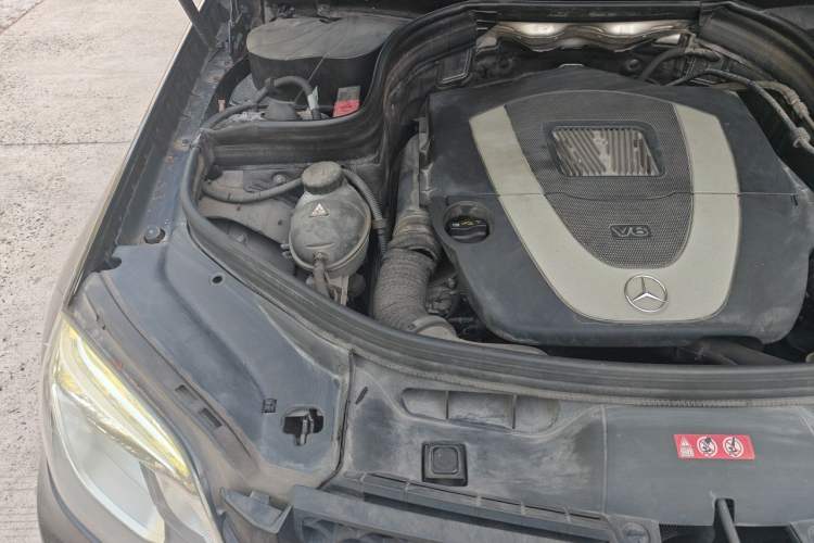 Used Mercedes-Benz GLK-Class 2013 GLK 300 4MATIC Dynamic Edition Engine Bay Right