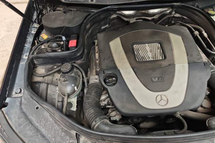Used Mercedes-Benz GLK-Class 2013 GLK 300 4MATIC Dynamic Edition Engine Bay Right