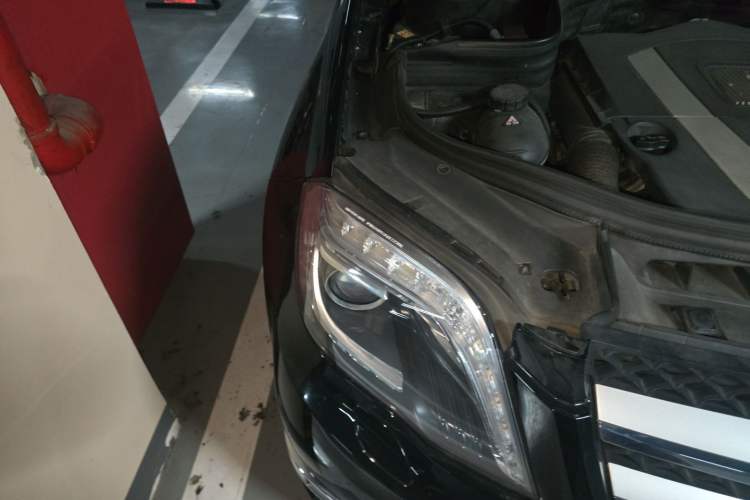Used Mercedes-Benz GLK-Class 2013 Facelift GLK 300 4MATIC Fashion Edition Engine Bay Right