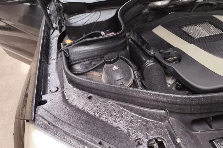 Used Mercedes-Benz GLK-Class 2013 GLK 300 4MATIC Dynamic Sunroof Model Engine Bay Right