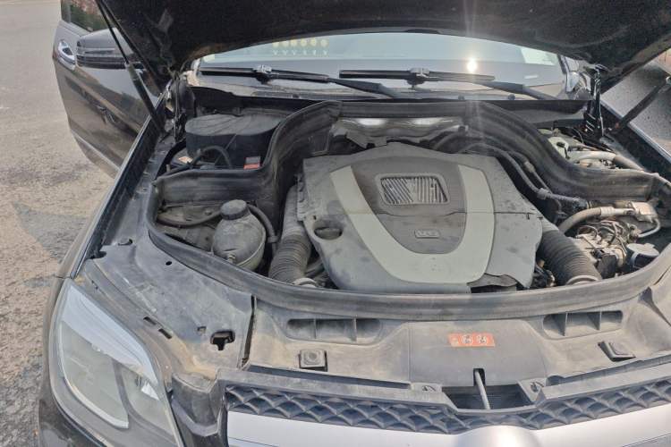 Used Mercedes-Benz GLK-Class 2013 GLK 300 4MATIC Dynamic Edition Engine Bay Right