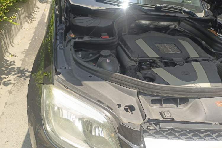 Used Mercedes-Benz GLK-Class 2013 GLK 300 4MATIC Dynamic Sunroof Model Engine Bay Right