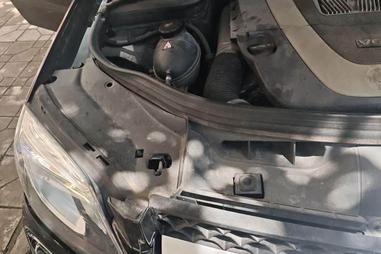 Used Mercedes-Benz GLK-Class 2013 GLK 300 4MATIC Dynamic Edition Engine Bay Right