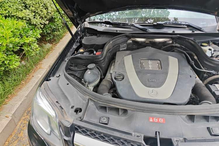 Used Mercedes-Benz GLK-Class 2013 GLK 300 4MATIC Dynamic Sunroof Model Engine Bay Right