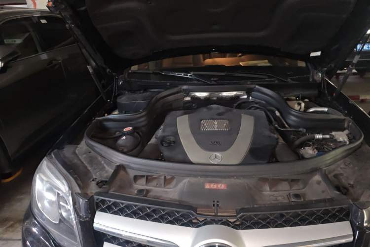 Used Mercedes-Benz GLK-Class 2013 GLK 300 4MATIC Dynamic Sunroof Model Engine Bay Right