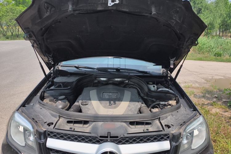 Used Mercedes-Benz GLK-Class 2013 GLK 300 4MATIC Dynamic Edition Engine Bay