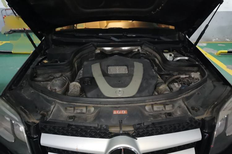 Used Mercedes-Benz GLK-Class 2013 GLK 300 4MATIC Dynamic Edition Engine Bay