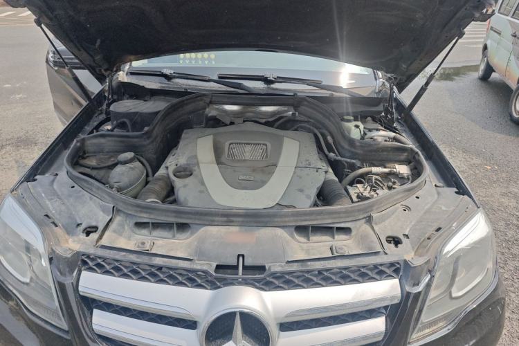 Used Mercedes-Benz GLK-Class 2013 GLK 300 4MATIC Dynamic Edition Engine Bay