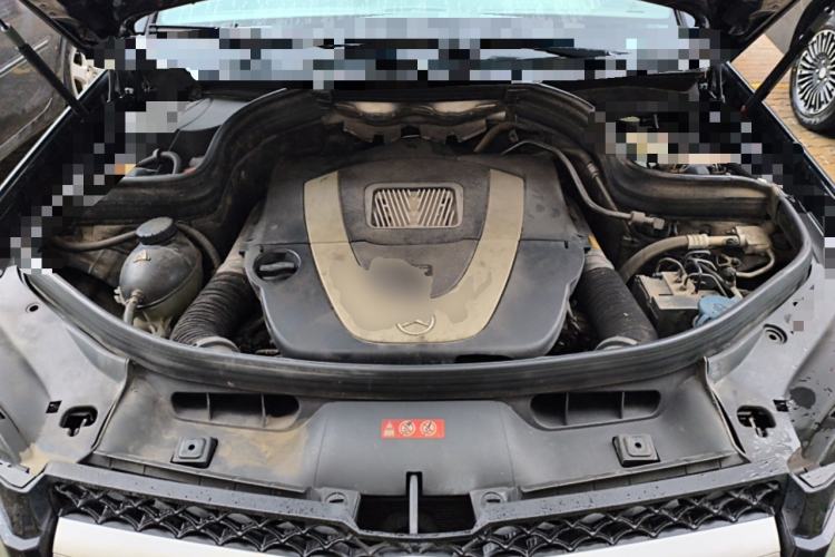 Used Mercedes-Benz GLK-Class 2013 Facelift GLK 300 4MATIC Luxury Edition Engine Bay