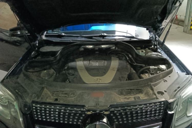 Used Mercedes-Benz GLK-Class 2013 GLK 300 4MATIC Dynamic Edition Engine Bay