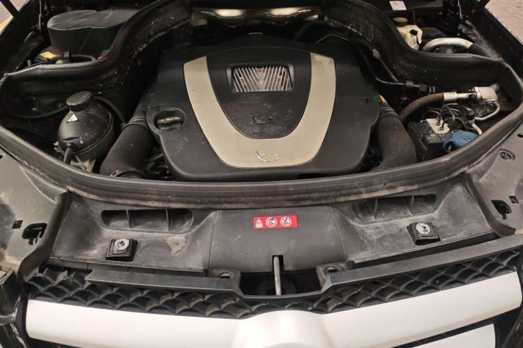 Used Mercedes-Benz GLK-Class 2013 GLK 300 4MATIC Dynamic Edition Engine Bay