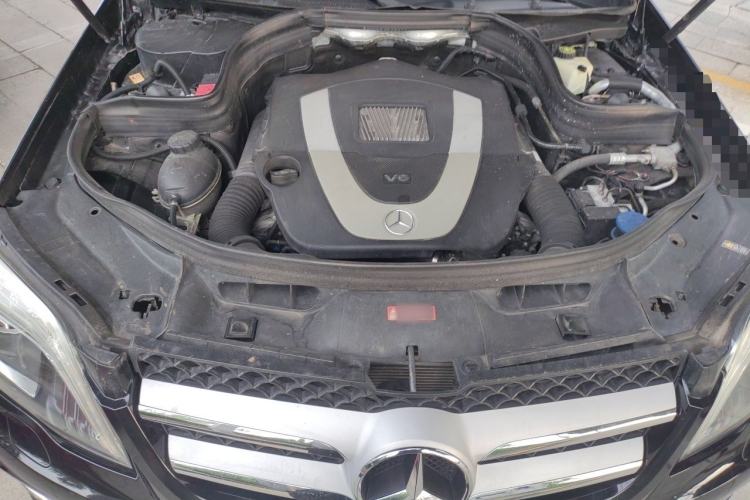 Used Mercedes-Benz GLK-Class 2013 GLK 300 4MATIC Dynamic Sunroof Model Engine Bay