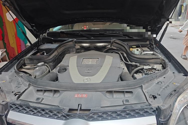 Used Mercedes-Benz GLK-Class 2013 Facelift GLK 300 4MATIC Fashion Edition Engine Bay
