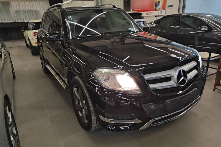 Used Mercedes-Benz GLK-Class 2013 GLK 300 4MATIC Dynamic Sunroof Model Exterior 2