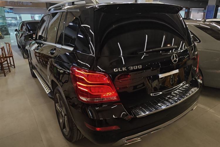 Used Mercedes-Benz GLK-Class 2013 GLK 300 4MATIC Dynamic Sunroof Model Exterior 3