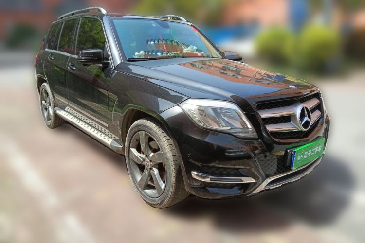 Used Mercedes-Benz GLK-Class 2013 GLK 300 4MATIC Dynamic Sunroof Model Front Right 45 Deg