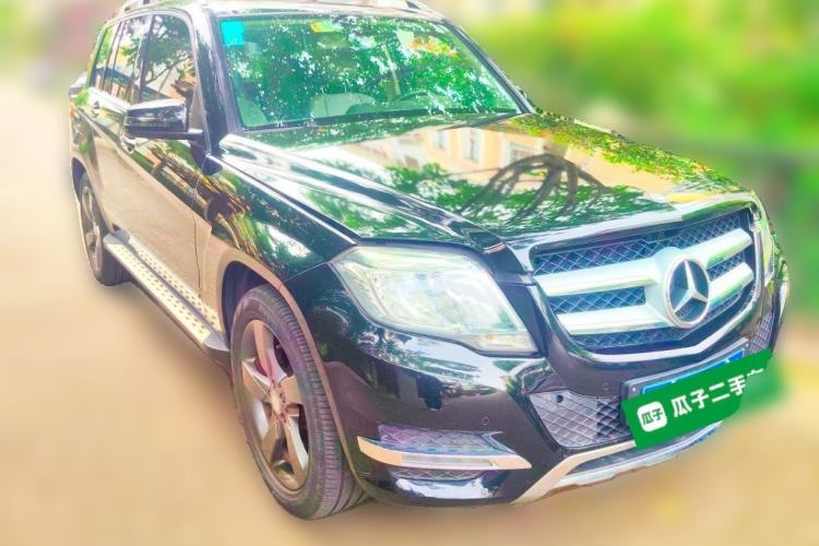 Used Mercedes-Benz GLK-Class 2013 GLK 300 4MATIC Dynamic Sunroof Model Front Right 45 Deg