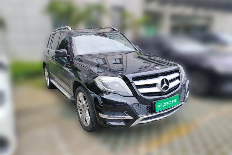 Used Mercedes-Benz GLK-Class 2013 GLK 300 4MATIC Fashion Model Front Right 45 Deg