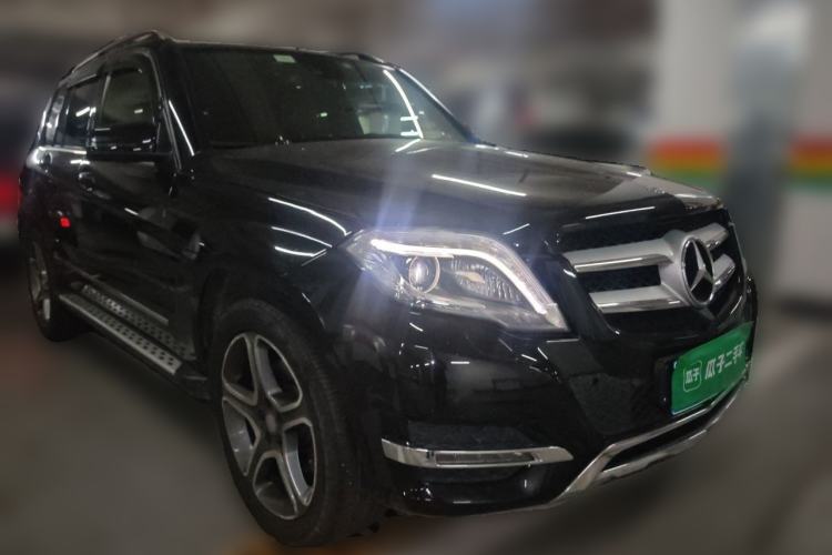 Used Mercedes-Benz GLK-Class 2013 Facelift GLK 300 4MATIC Luxury Edition Front Right 45 Deg