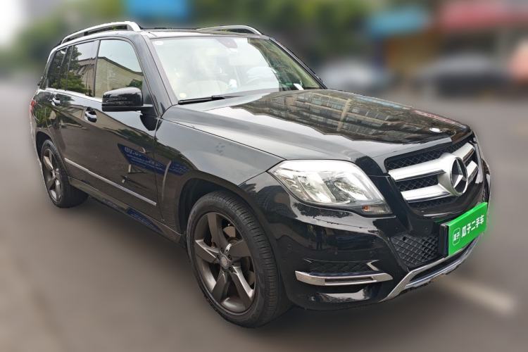 Used Mercedes-Benz GLK-Class 2013 GLK 300 4MATIC Dynamic Sunroof Model Front Right 45 Deg