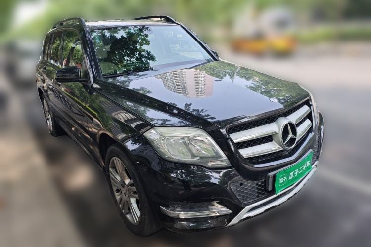 Used Mercedes-Benz GLK-Class 2013 GLK 300 4MATIC Dynamic Edition Front Right 45 Deg