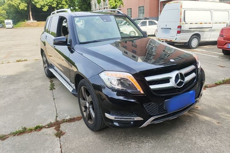 Used Mercedes-Benz GLK-Class 2013 Facelift GLK 300 4MATIC Fashion Edition Front Right 45 Deg
